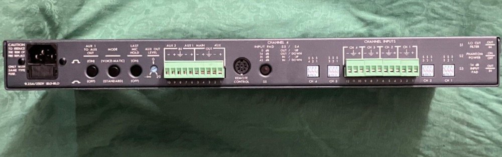 IRP DE-4024E VOICEMATIC MIXER (power tested only, missing Knobs)