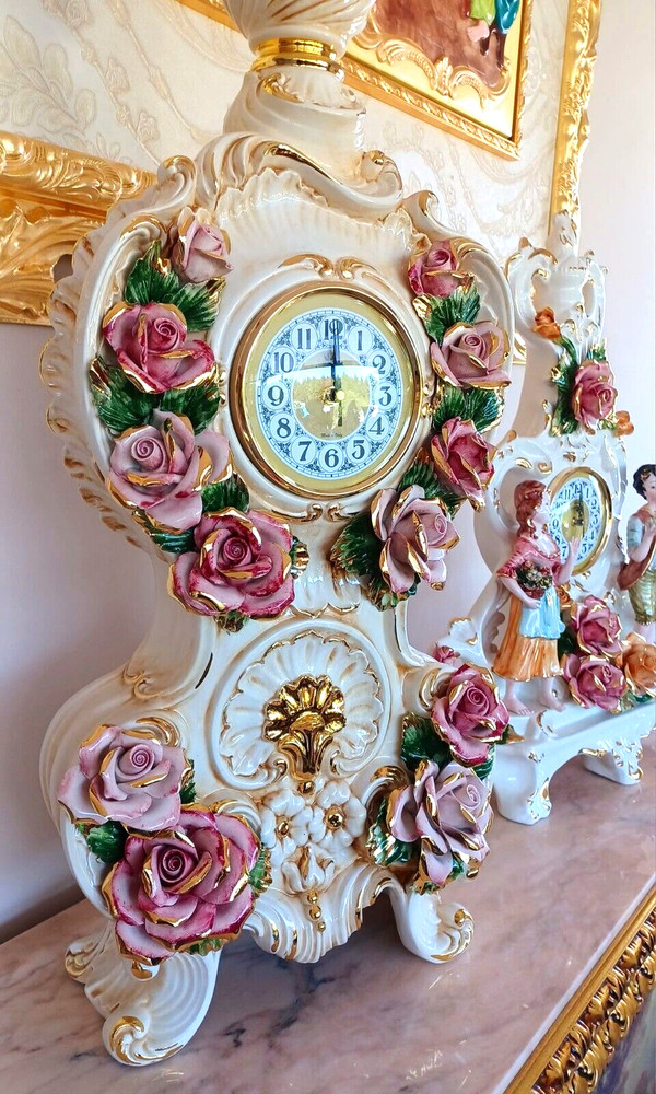 Capodimonte White Gold Rose Ceramic Table Clock Analog 84 Cm