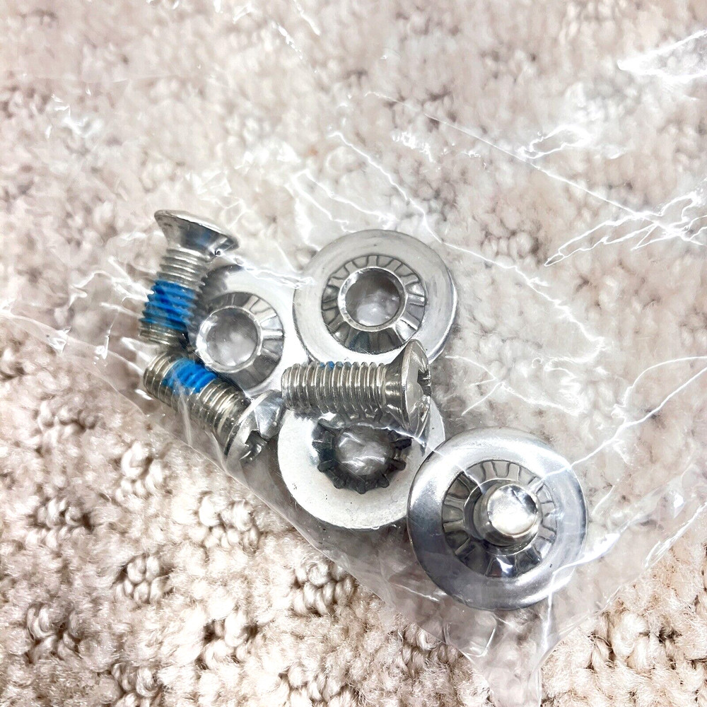 FORUM Snowboard Bindings Size S-M White Discs Hardware Screws Great Condition