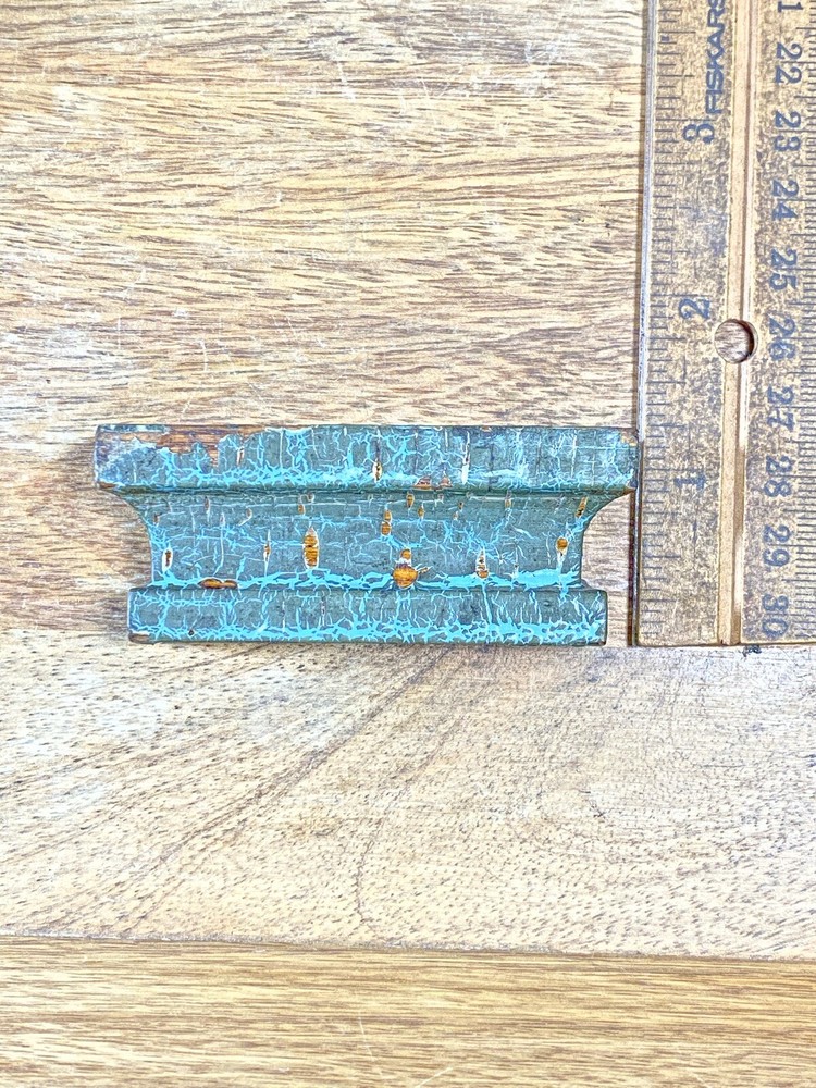 Mantel Clock Column Top    (KD2265)