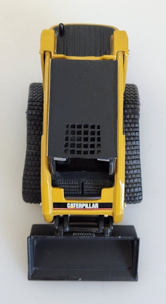 Norscot CAT 247B Multi-Terrain Loader Skid Steer 1/32 Die-Cast Scale Model 55102
