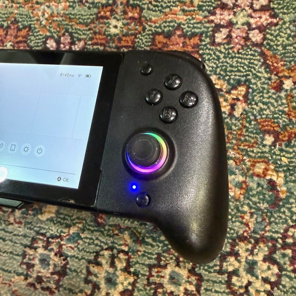 Nintendo Switch JC200 Wireless Gamepad Attachment Controller Grip Black B01