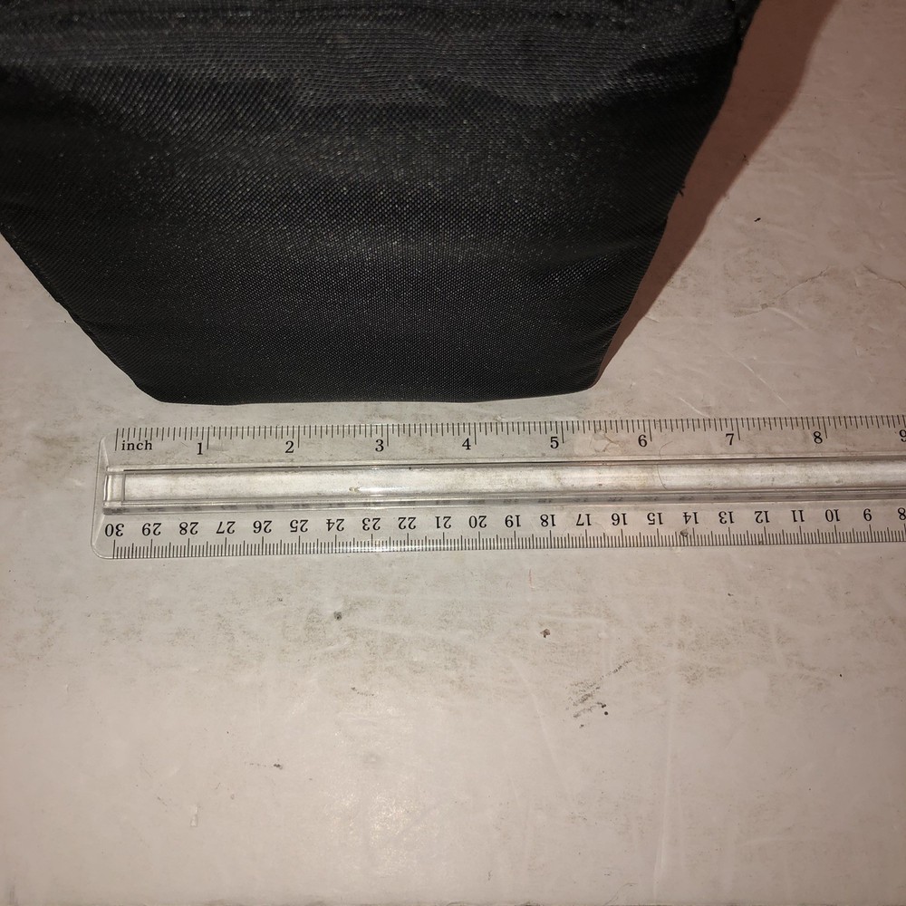 Case Logic CD Carry Bag Black with Handle Holds 13-15 CDs