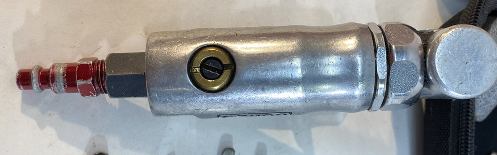 MATCO TOOLS SILVER EAGLE SE333 PNEUMATIC AIR GRINDER (CP2015180)