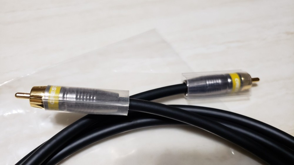 Crestron CBL-RCA-6 RCA Composite Video and S/PDIF Audio Interface Cable, 6 ft