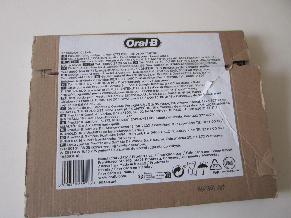 Oral-B Precision Clean Replacement Brush Heads - Mailbox Pack