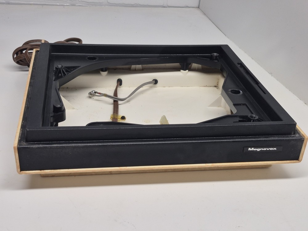 Magnavox Turntable Record Player Plastic Plinth Box