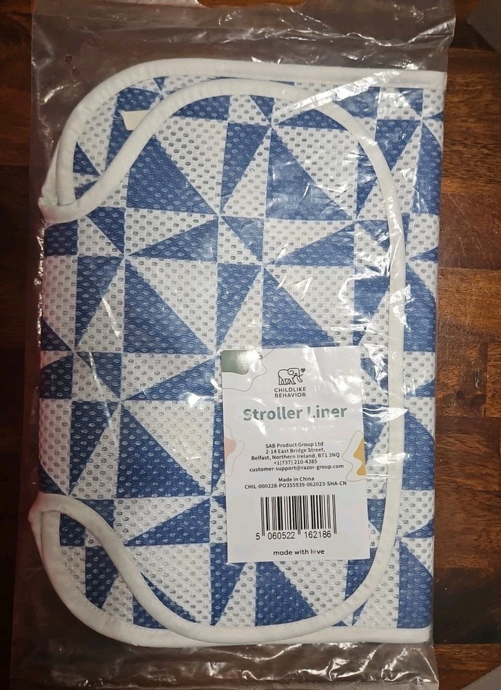 Childlike Behavior Blue Mesh Triangle Print Stroller Liner