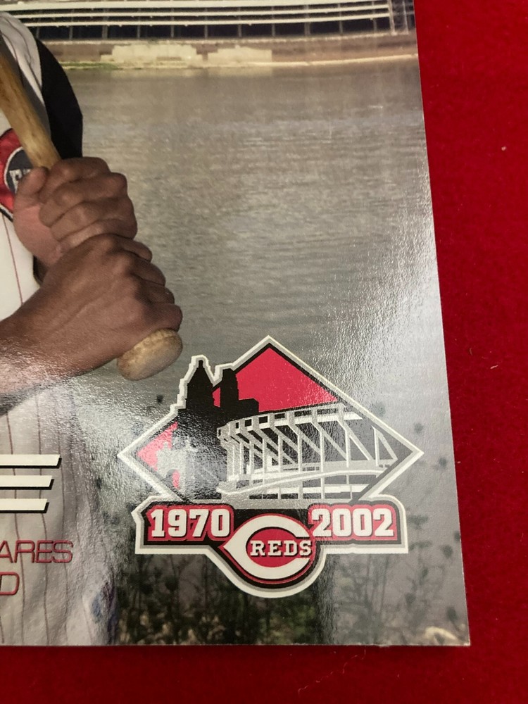 BARRY LARKIN Cincinnati Reds 2002 Final Series SPECIAL EDITION Program Magazine