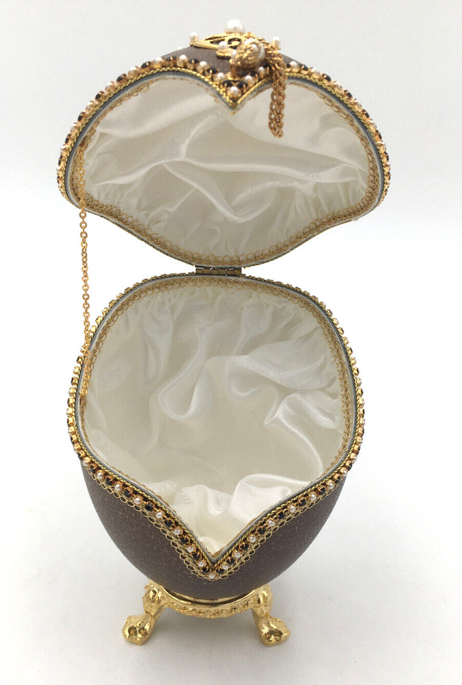 Eggspressions-Sophisticate 6.75” #90080