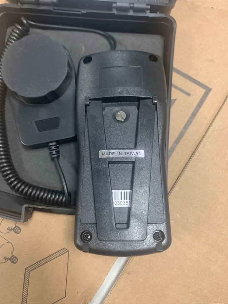 General Tools DLM1337 Jumbo Display Digital Light Meter - Wide Range