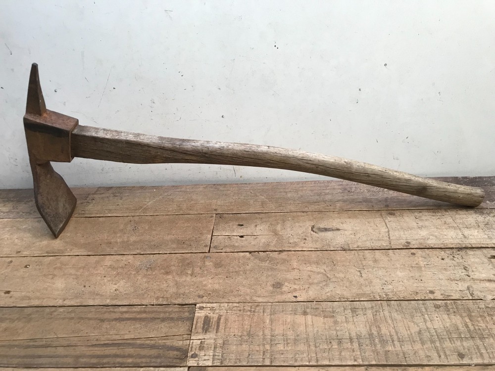 Old Kelly Axe & Tool Co. True Temper Digging Mining Pick w/ handle