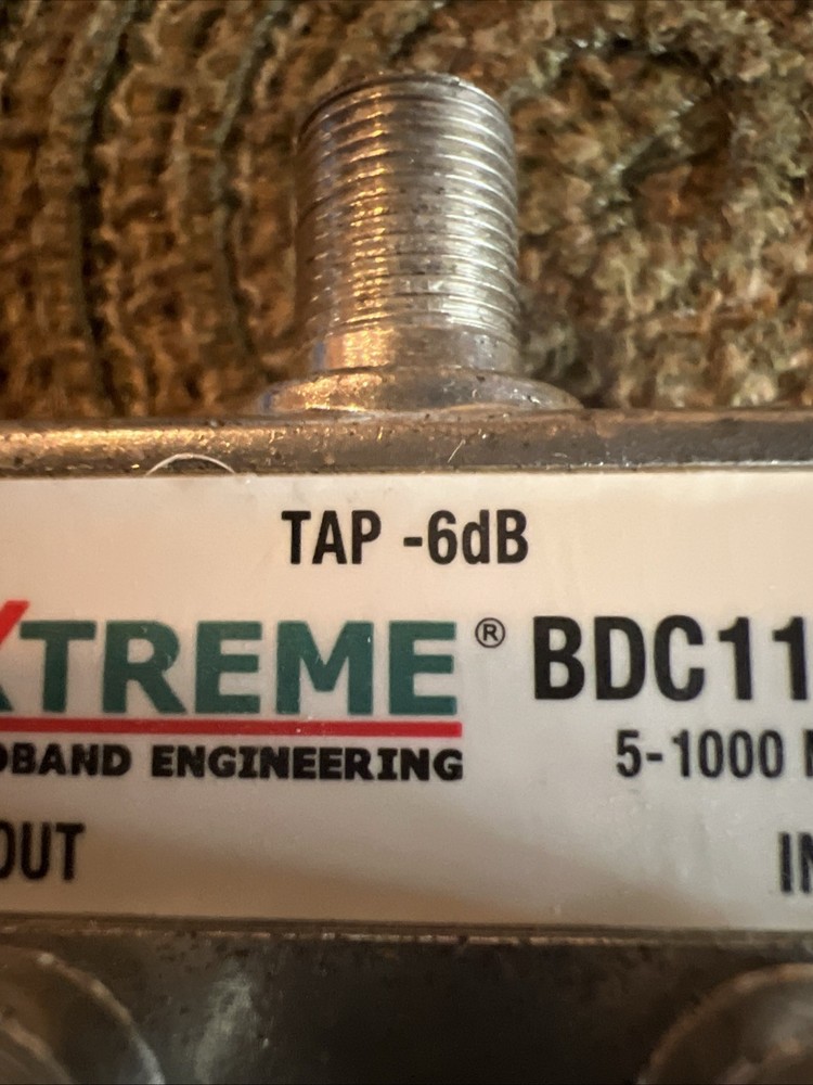 One (1) Coaxial Splitter BDC1106V