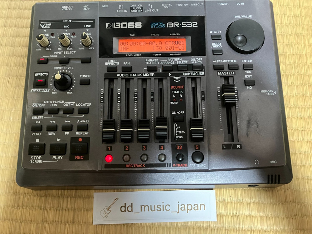 Boss BR-532 Digital Studio Multi-Track Recorder /No SmartMedia Card