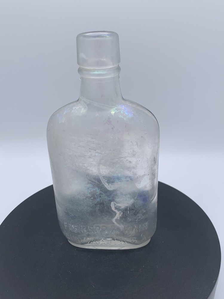 Freiberg & Kahn Cincinnati USA Bottle
