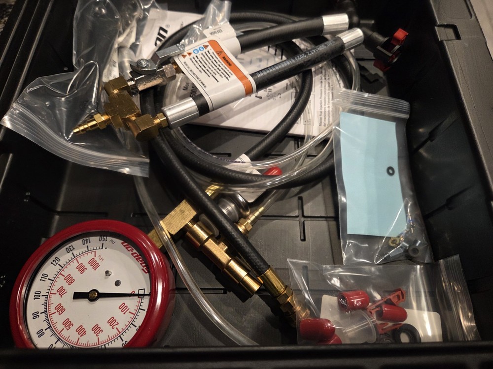 Snapon Tools Master Fuel Pressure Kit