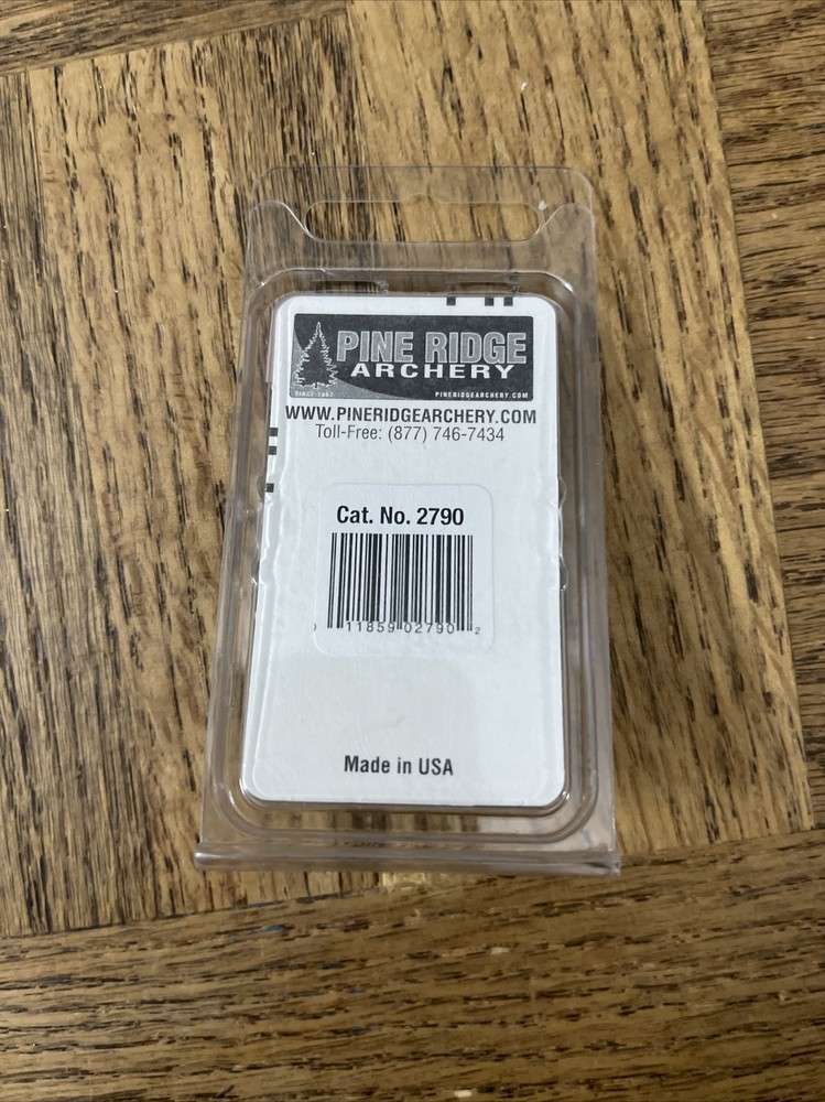 Pine Ridge Archery Slotted Kisser Button