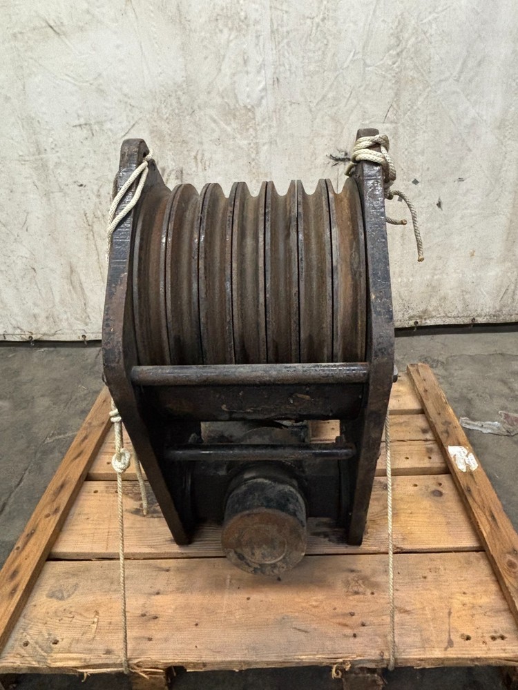 MCKISSICK 90 TON CAPACITY 7 SHEAVE CRANE HOOK BLOCK