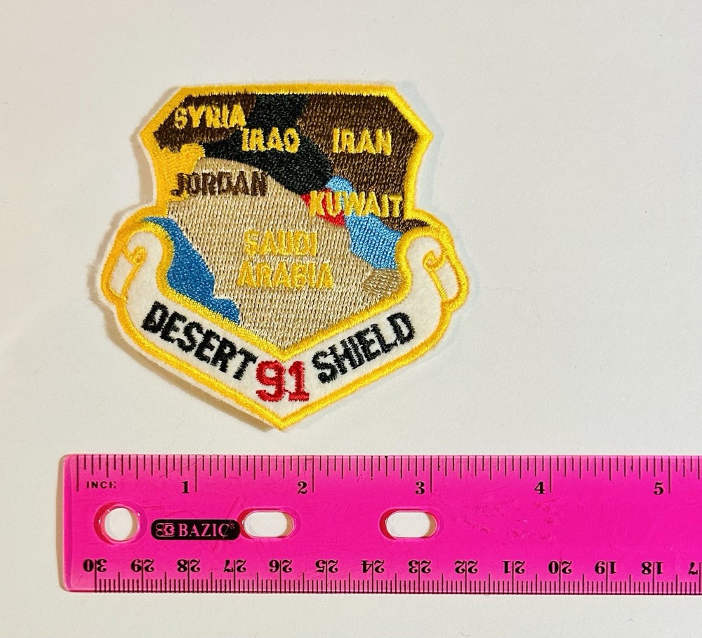 91 US Military Desert Shield Iraqi War Tan Shield Patch