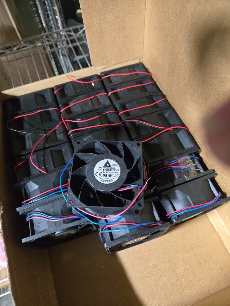 15pk - DELTA FFB0812VHE DC BRUSHLESS COOLING FAN