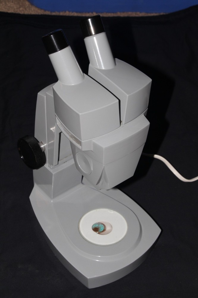 AO Model 40 Stereo Microscope , 20X, lighted stage