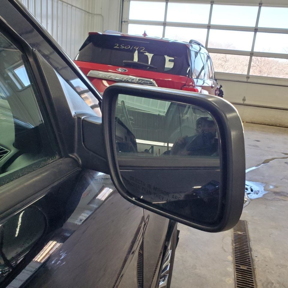 Camera/Projector Camera Front Fits 16-19 EXPLORER 1076118