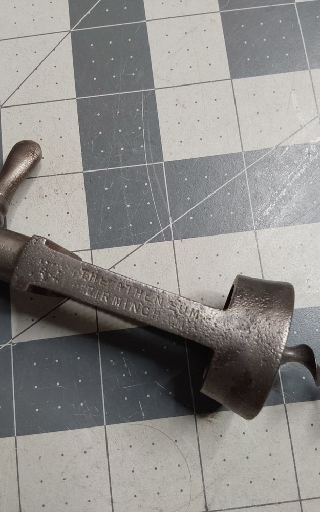 British Wingnut The Victor Corkscrew C Bikker