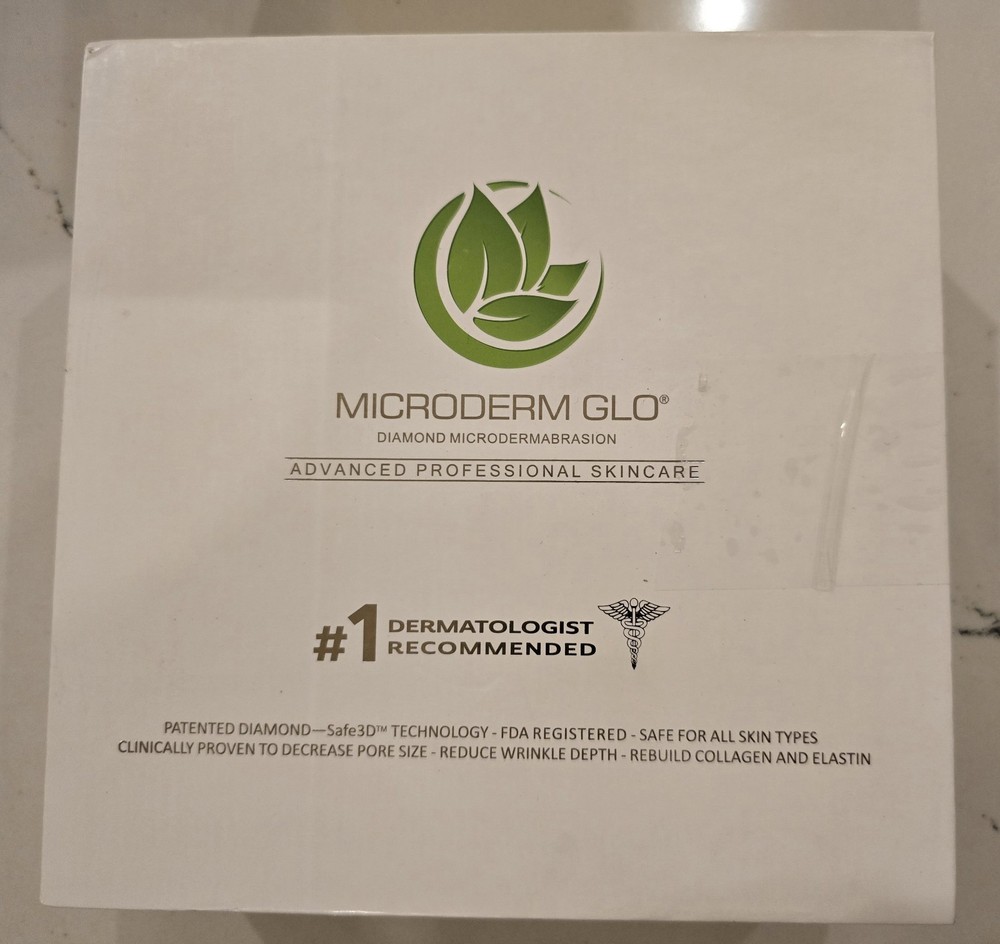 Microderm GLO Diamond Microdermabrasion Machine and Suction Tool