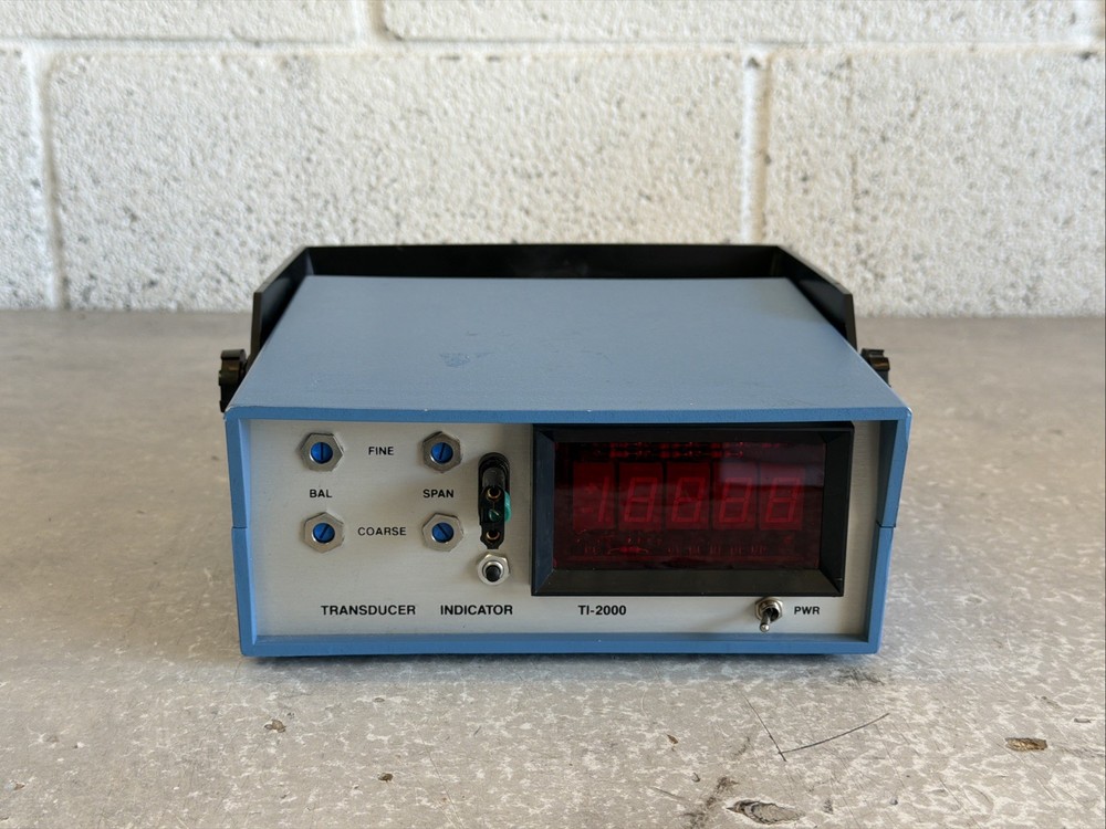 Transducer Techniques TI-2000-4.5 Digital Indicator w/ Power Cable