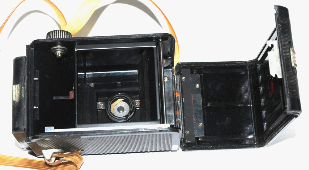Ansco Rediflex Camera with Strap - TESTED & Shutter Fires. Read Description
