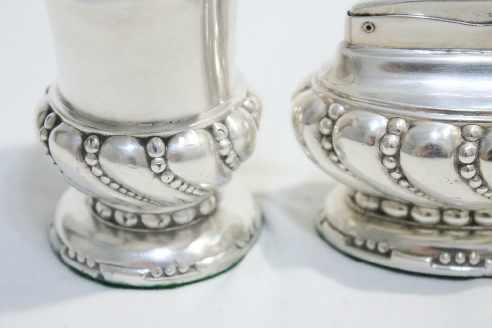 Vintage Silver Plate Ronson "CROWN " Table Lighter Set in Working Condition