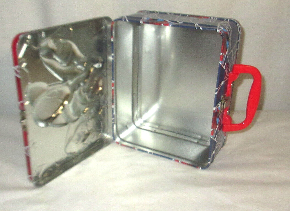 2013 Marvel Spiderman 3D Metal Lunch Box