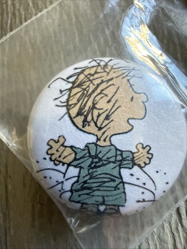 Vintage Peanuts Pig Pen Pinback Button 1” Comic Character Lapel Pin