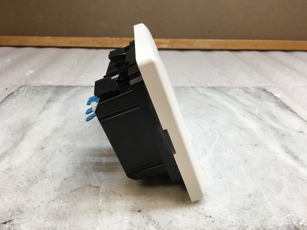 Extron TLC Pro 521M 1740 5" Wall Mount TouchLink Pro Controller