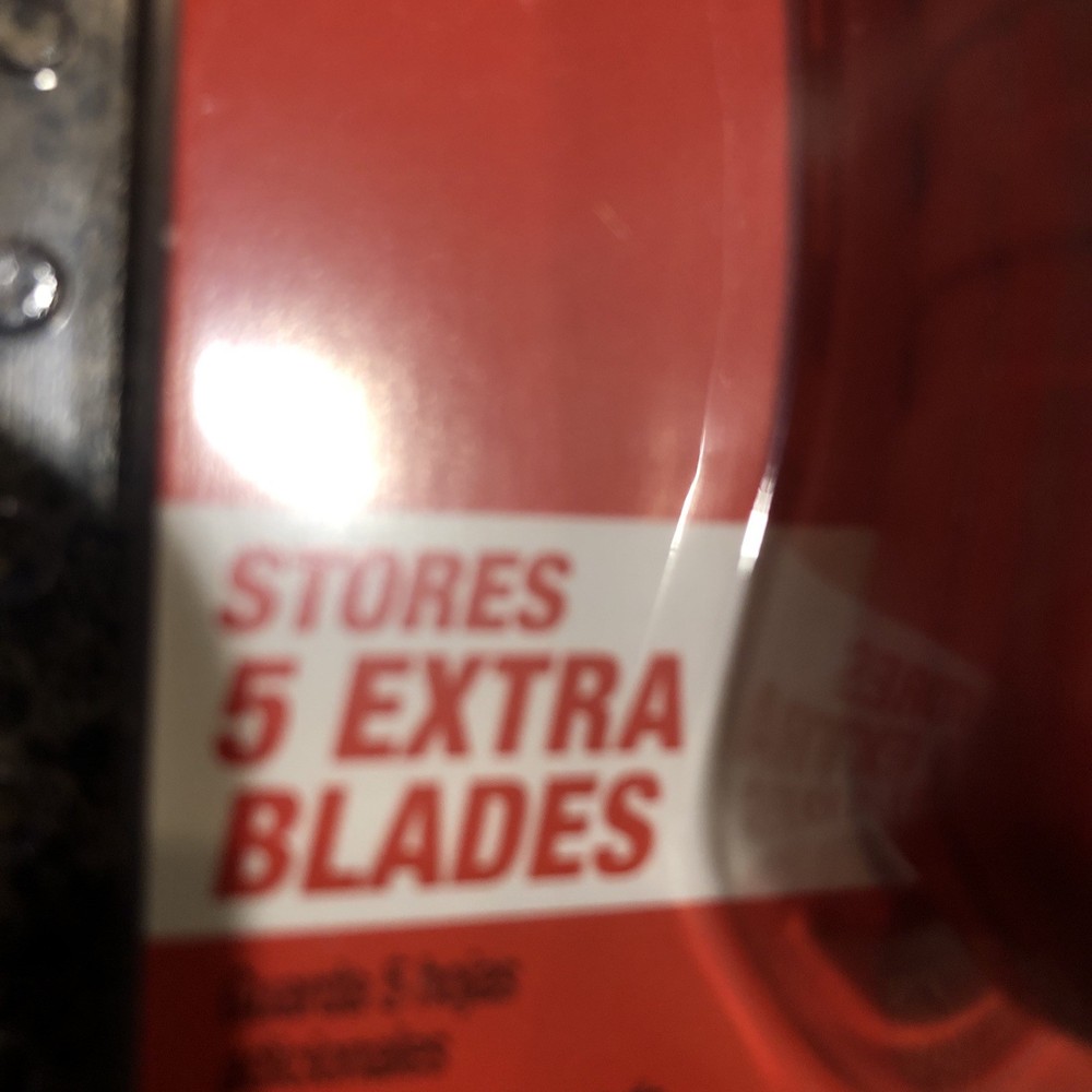 Milwaukee Tool Self Retracting Utility Knife