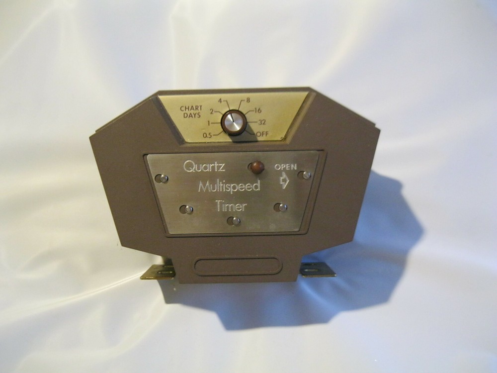 LEUPOLD & STEVENS Multispeed Quartz Timer