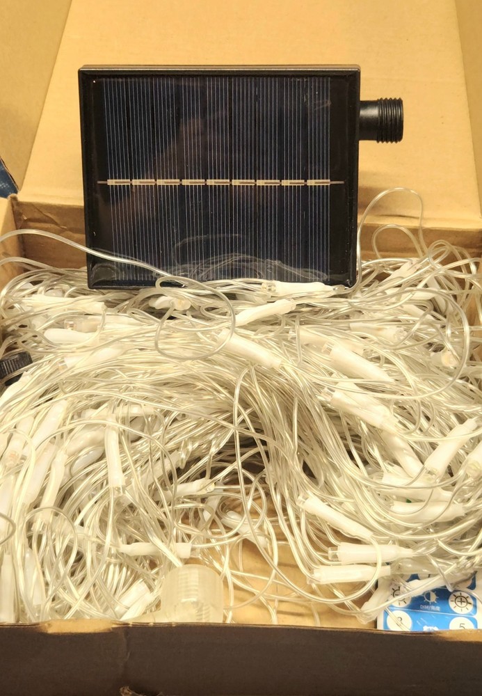 Solor Powered, Muti-colored Netting Lights