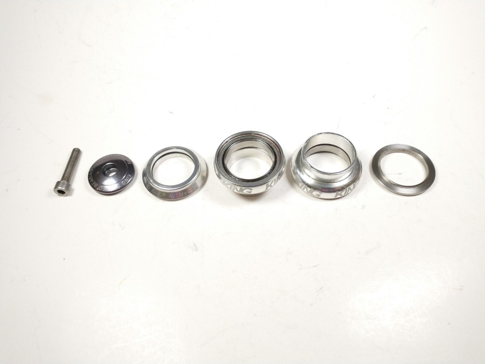Chris King 1-1/8" NoThreadset - SILVER