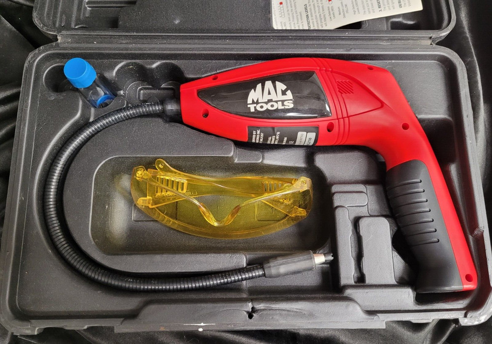 Mac Tools ACL2700 Electronic Leak Detector w/ UV Blue Light