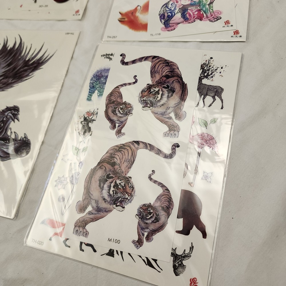 16 Sheets Tiny Flake Animal Pattern Tattoos Decal