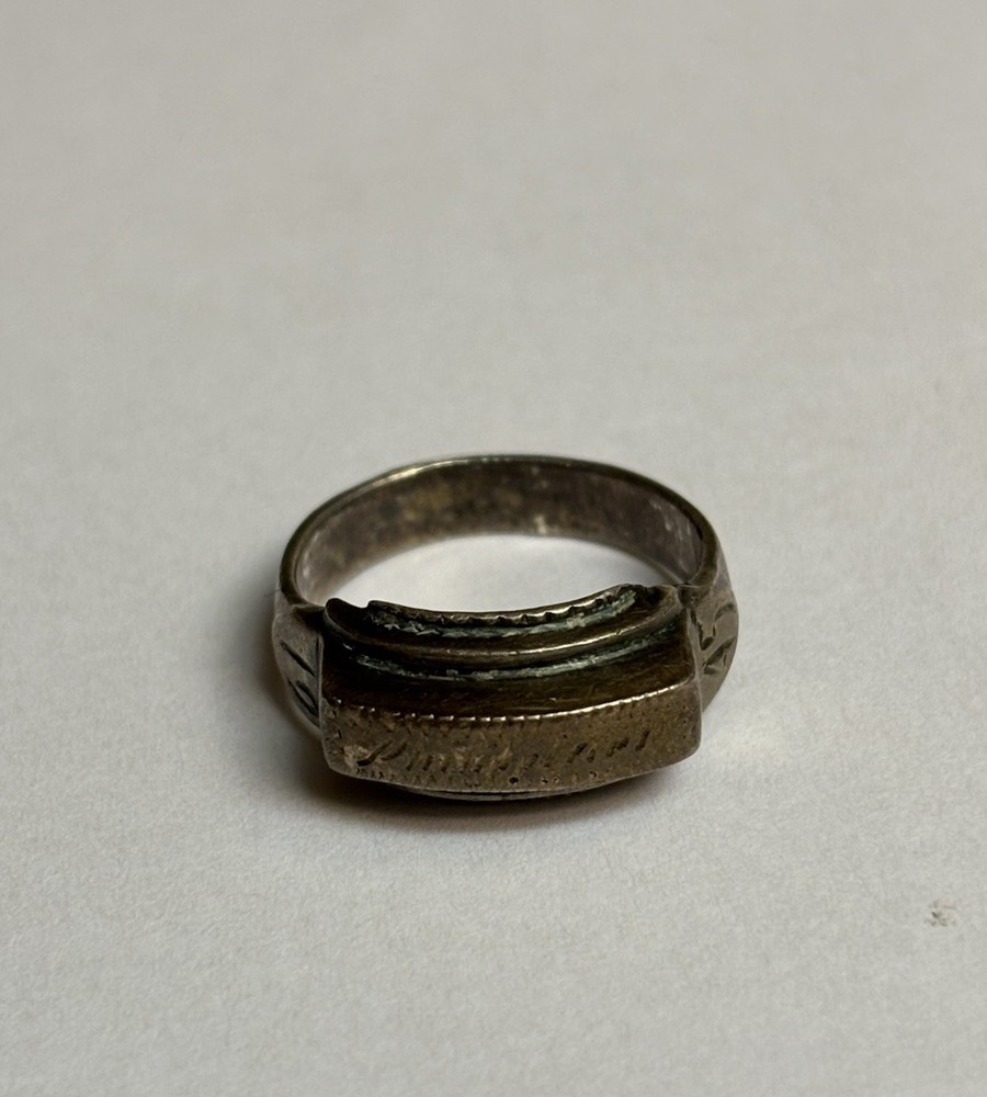 ORIGINAL WWII Philippines 1945 Engraved Ring