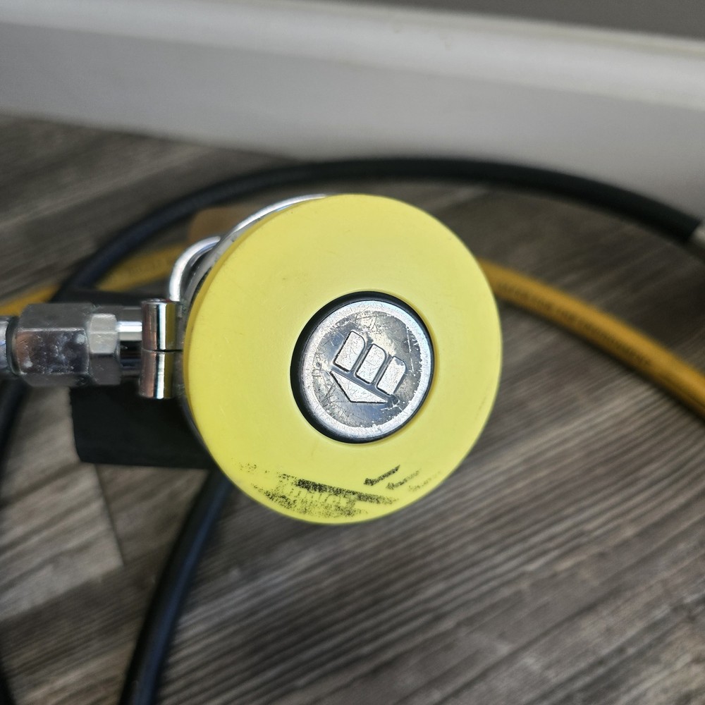MARES MR 12 SCUBA REGULATOR SET Mares Flat Brass Used