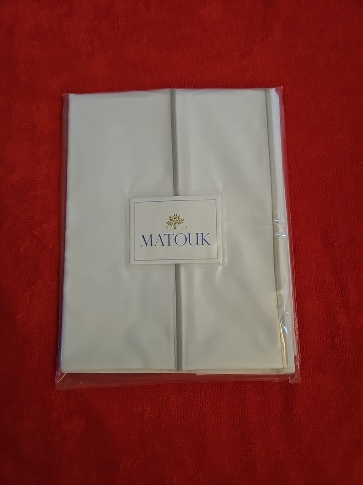 Matouk M236 Ansonia King Size Pair Pillowcases 100% Egyptian Cotton Percale