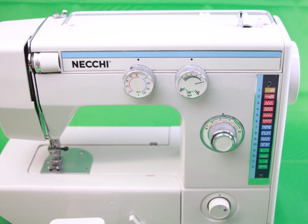 Vintage Necchi Model 537L Sewing Machine Read Description Used