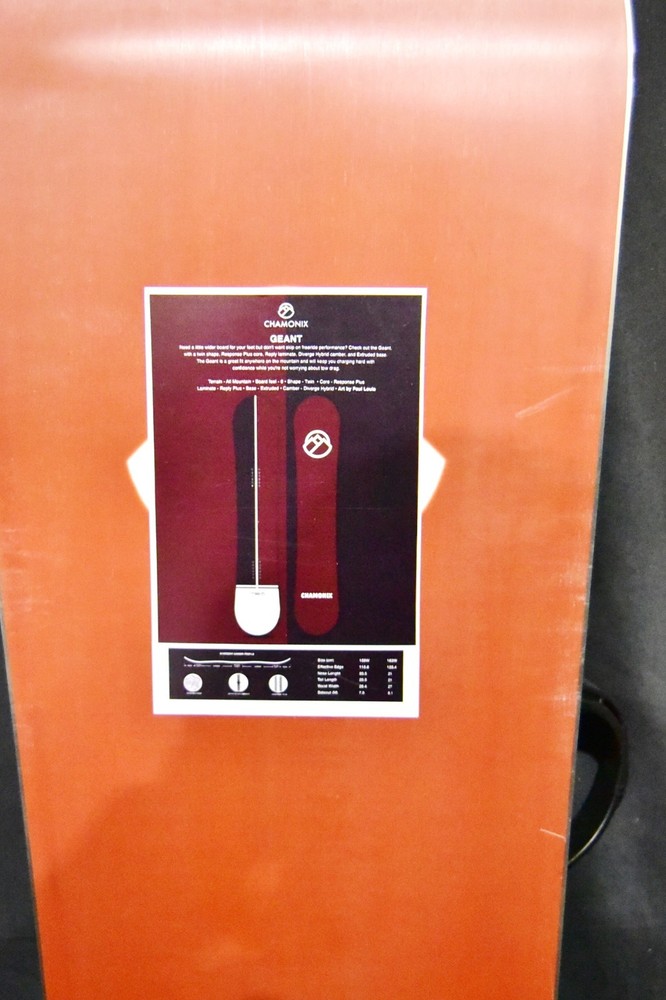 NEW CHAMONIX GEANT SNOWBOARD SIZE 163W CM WITH ROSSIGNOL EXTRA LARGE BINDINGS