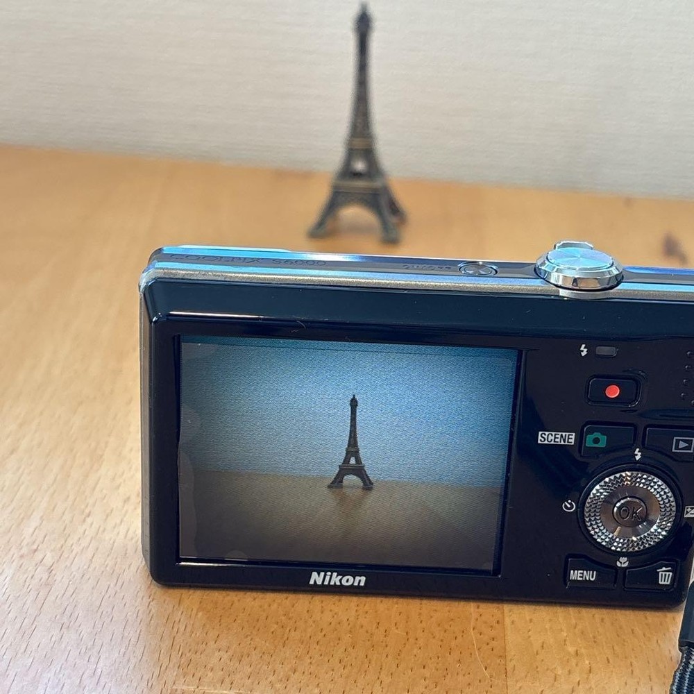 Nikon COOLPIX S6000 Compact Digital Camera Tested Simple Design Battery Only
