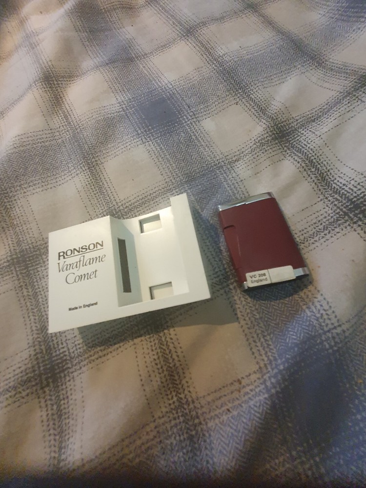 Ronson Varaflame Comet Cigarette Lighter Burgundy Pls Read