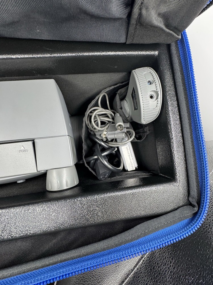 NEC MultiSync MT800 TFT LCD Projector Powers On W/Remote , Cables And Carry Bag