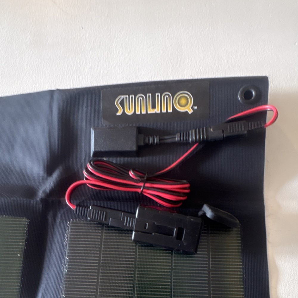 Sunlinq Portable Foldable Flexible Solar Panel Black for Camping & Electronics