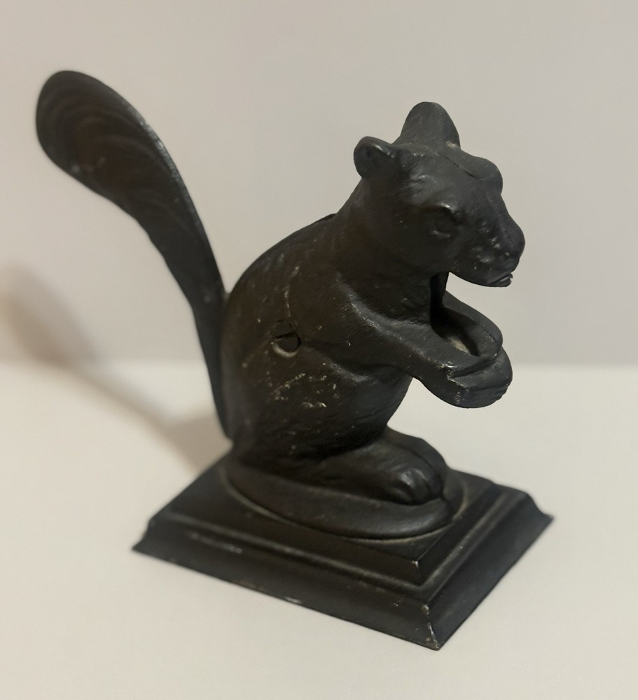 Vintage Heavy Cast Iron Squirrel Shaped Nutcracker Black